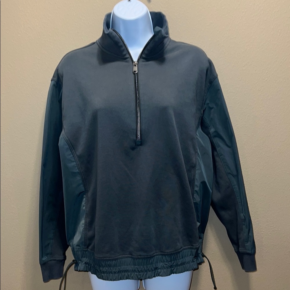 Athleta Gray Utility Jacket with Relaxed Fit and Adjustable Hem Small